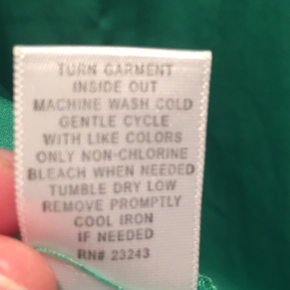 New York and Company Green blouse - Picture 7 of 7